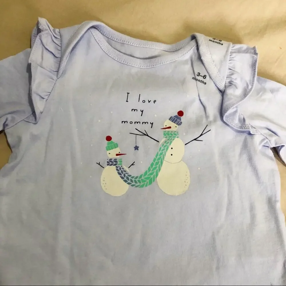 NWT Gap Light Blue “I love my mommy” Onesie 3-6 Months